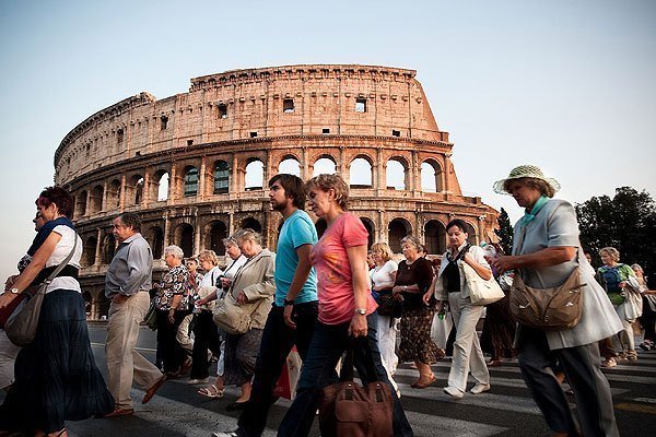 Đấu trường La Mã là địa danh thu hút nhiều khách du lịch nhất nước Ý.